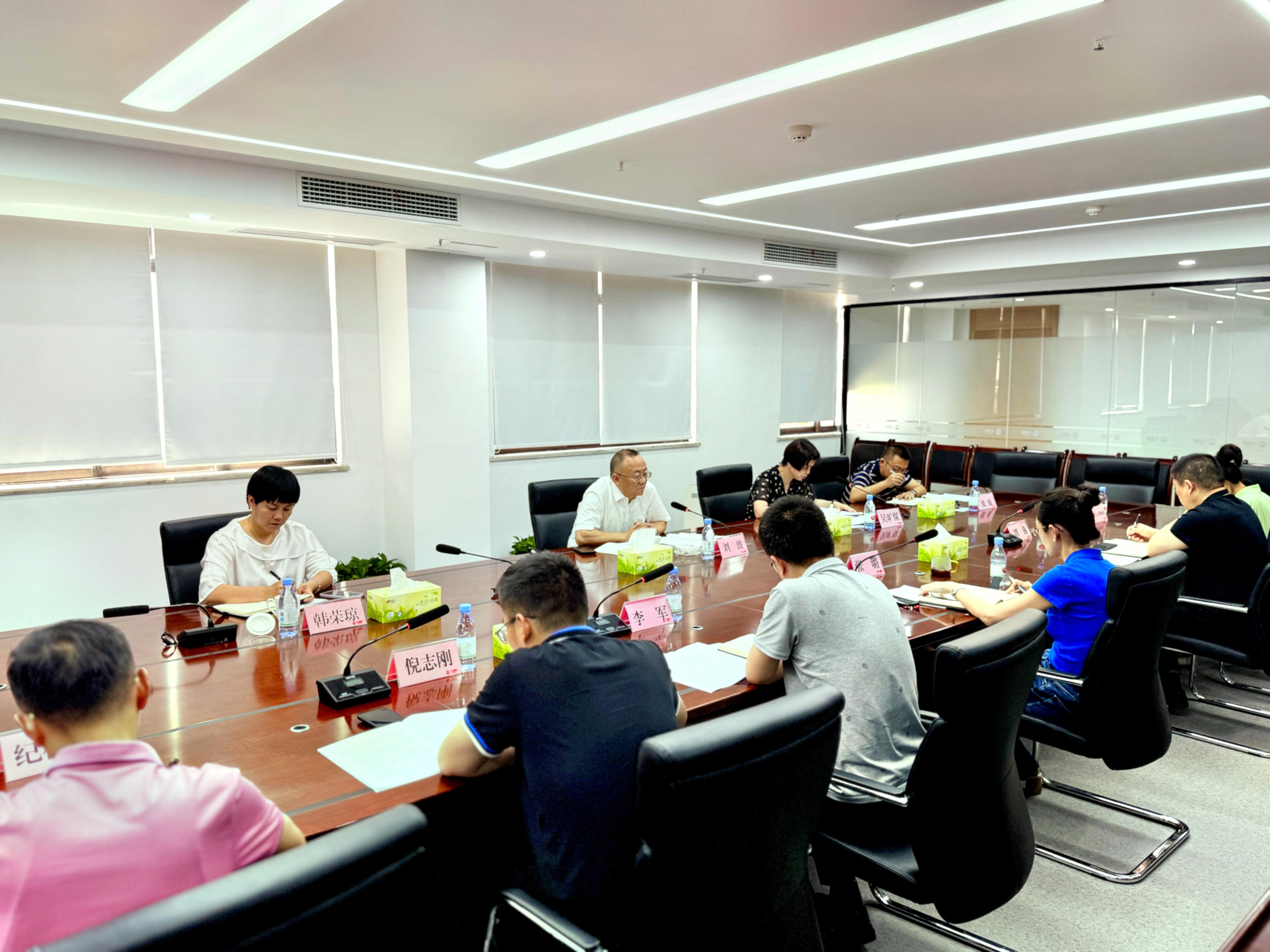 市農(nóng)投集團(tuán)黨委書記、董事長劉波調(diào)研督導(dǎo)凱欣糧油、中墾牧乳業(yè)全面從嚴(yán)治黨工作